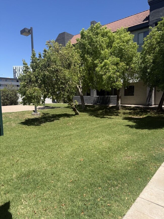 Foto del edificio - 2-bedroom Tempe condo - UNIVERSITY & RURAL