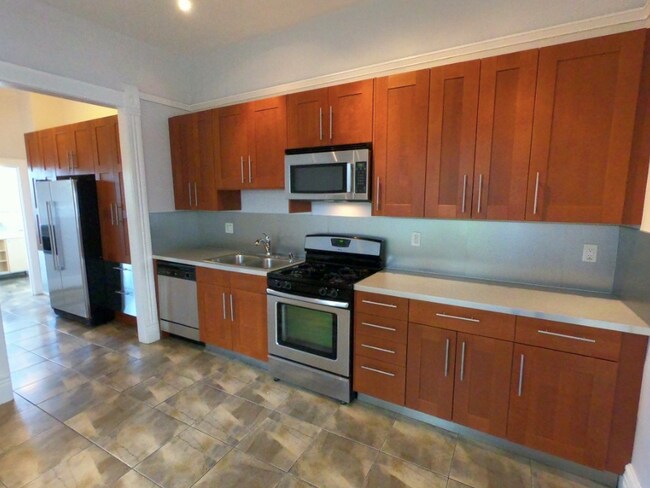 Foto del edificio - 1156 W Edgeware Rd