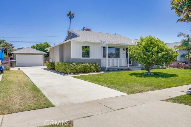 Foto del edificio - 912 S Courtney Ave