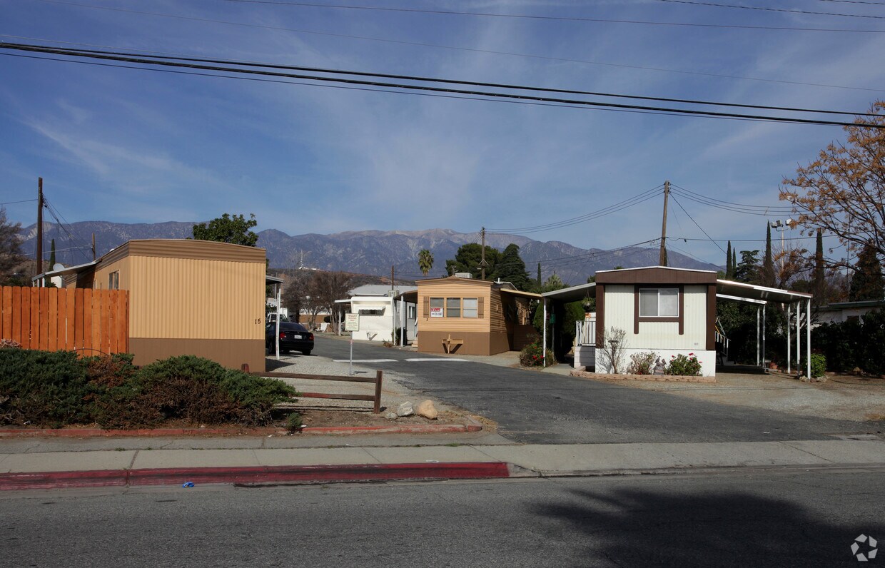 1877 W Ramsey St, Banning, CA 92220 Apartments in Banning, CA