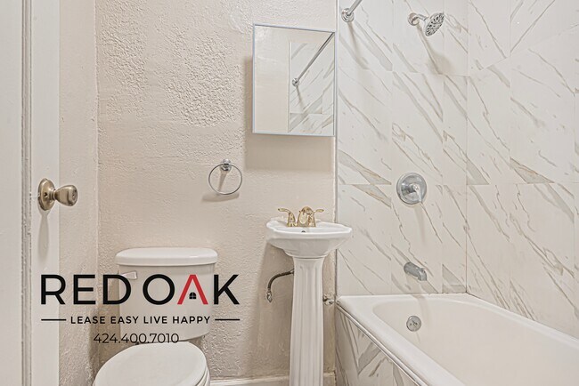 Foto del edificio - 2731 Beverly Blvd