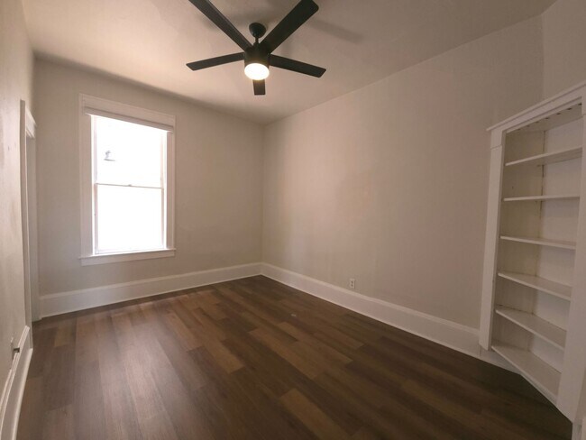 Foto del edificio - 2473 20th St