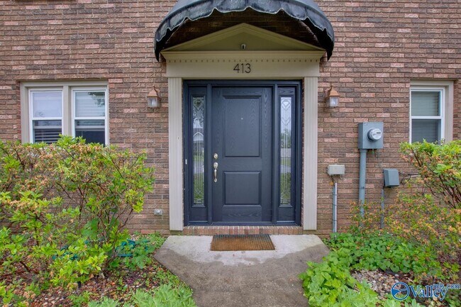 Building Photo - 413 Springview St SW