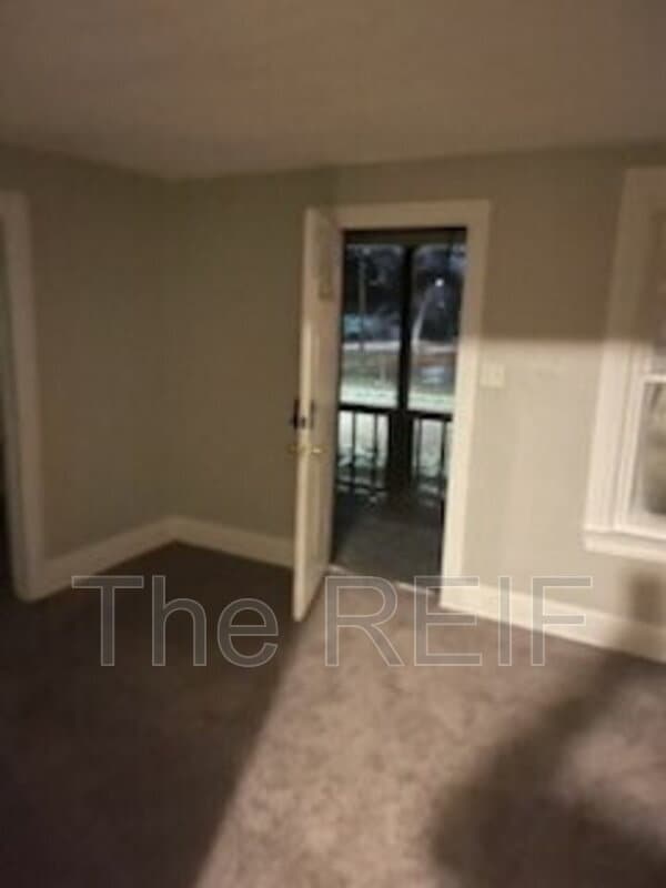 Primary Photo - 3012 N John Daly Rd