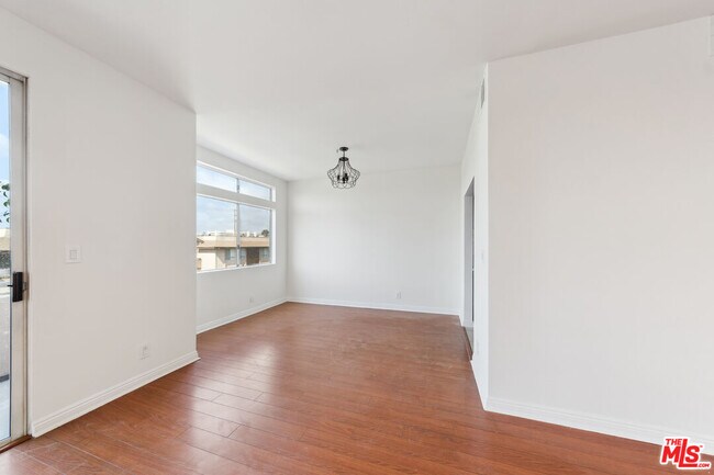 Foto del edificio - 1508 Greenfield Ave