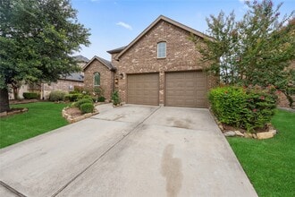 Building Photo - 8146 Little Scarlet St
