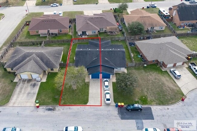 Building Photo - 1307 Lily Ln