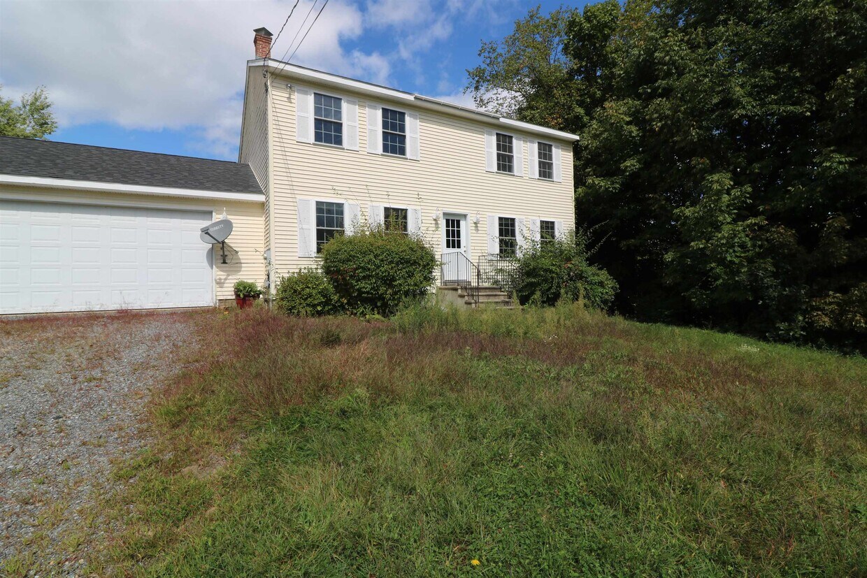 Primary Photo - 141 Wellington Rd