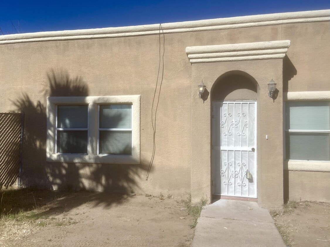 Primary Photo - 601 Lomaland Dr