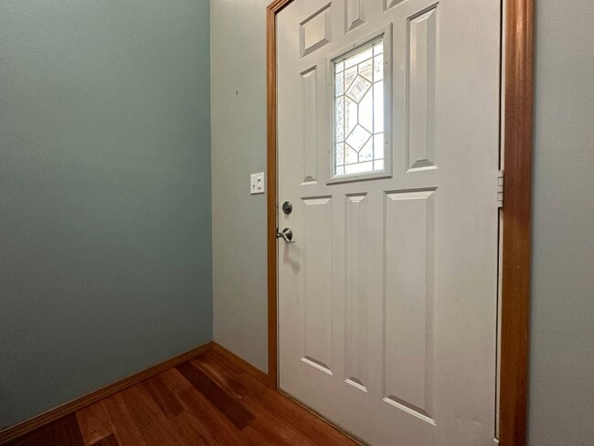 Foto del edificio - Sophisticated Townhome Living with Modern Luxury & Style