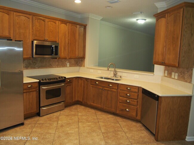 Foto del edificio - 12301 Kernan Forest Blvd
