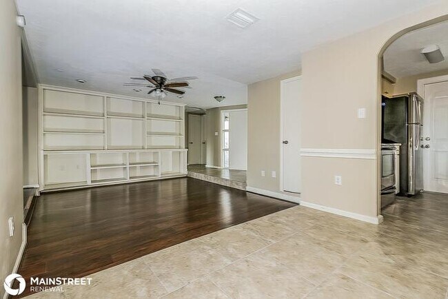 Building Photo - 5643 Elena Dr, Holiday, FL 34690