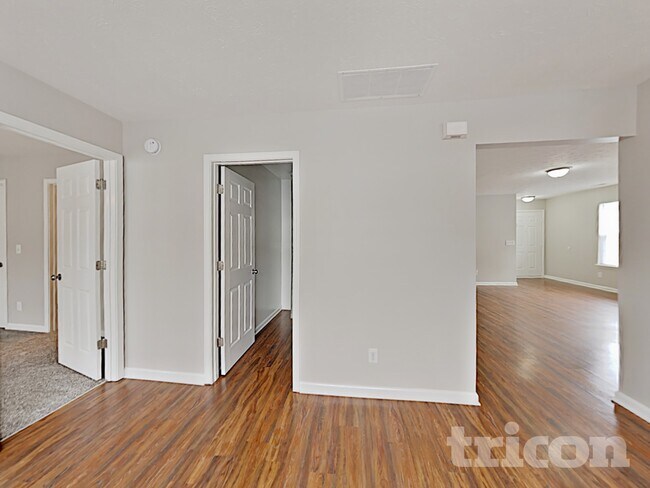 Foto del edificio - 3846 Nuthatcher Dr
