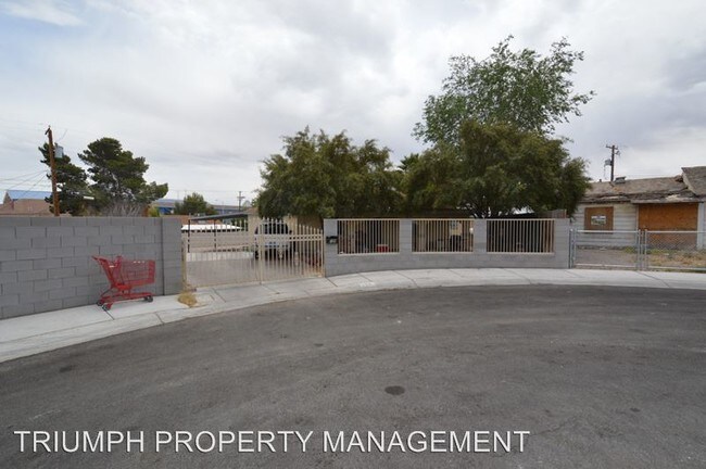 Building Photo - 1 br, 1 bath House - 124 Pico Way #C