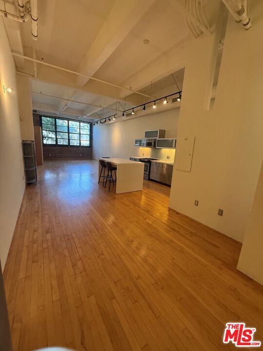 Building Photo - 1850 Industrial St
