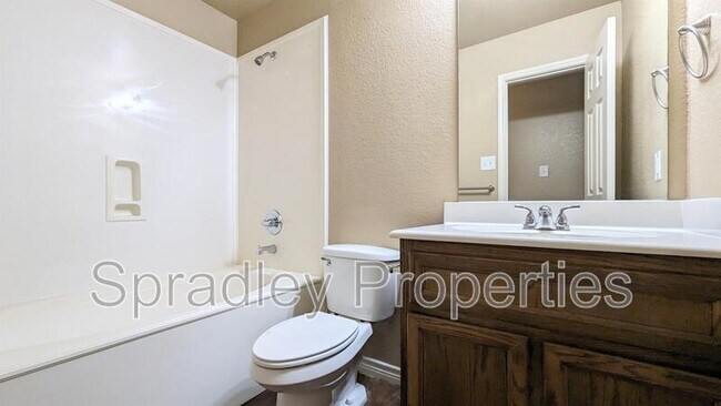 Foto del edificio - 506 A Pepper Spring Ct