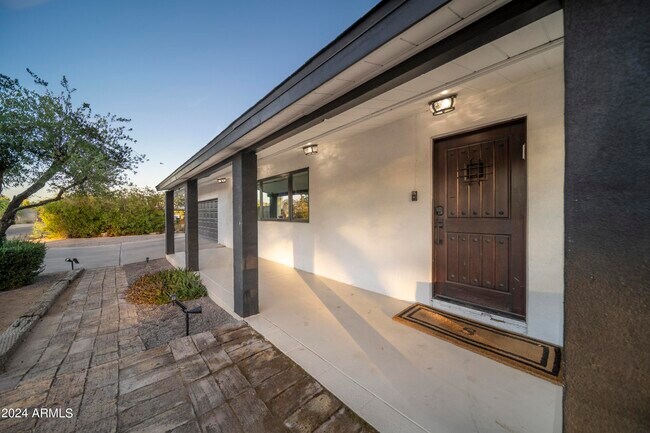 Building Photo - 11470 N 64th St