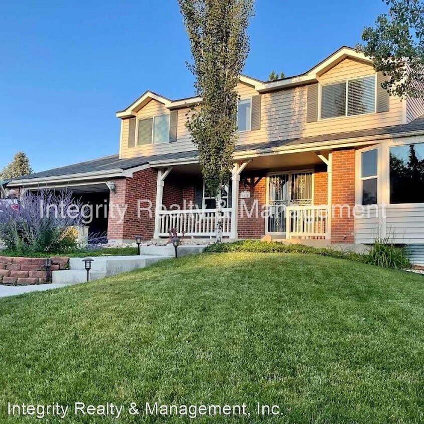Primary Photo - 4 br, 4 bath House - 5424 S Pitkin St