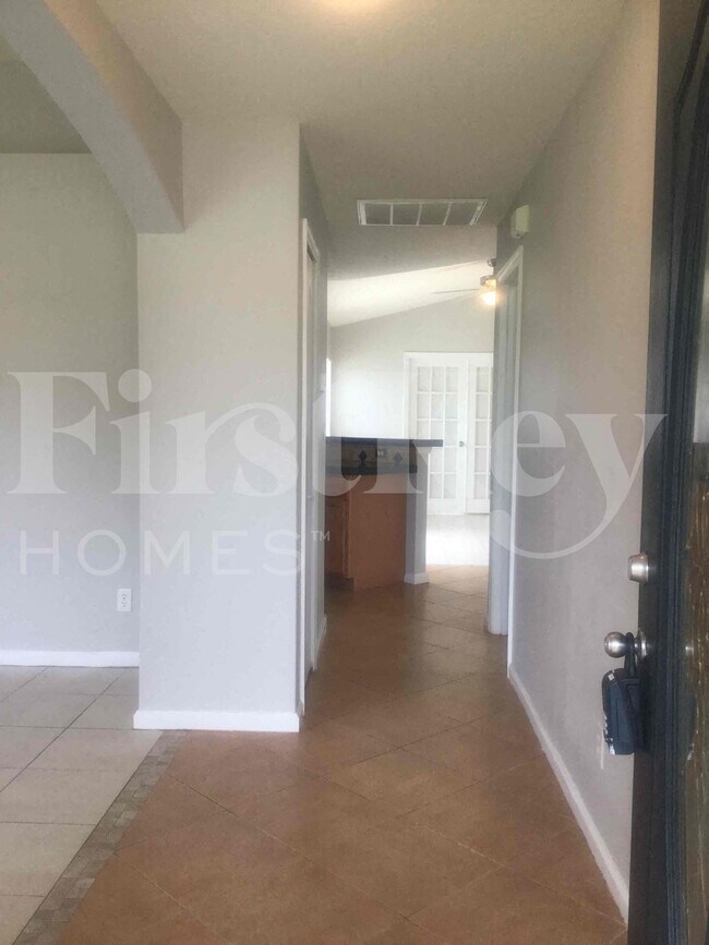 Foto del edificio - 662 SW Sandbar Terrace