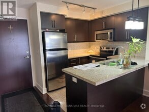 Building Photo - 676-676 Sheppard Ave E