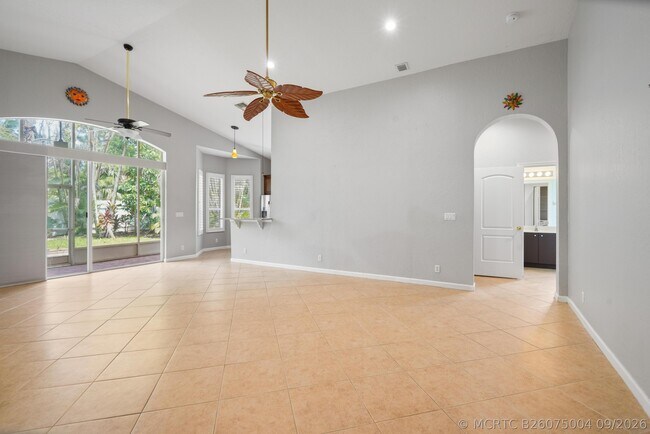 Building Photo - 6020 Spring Lake Terrace