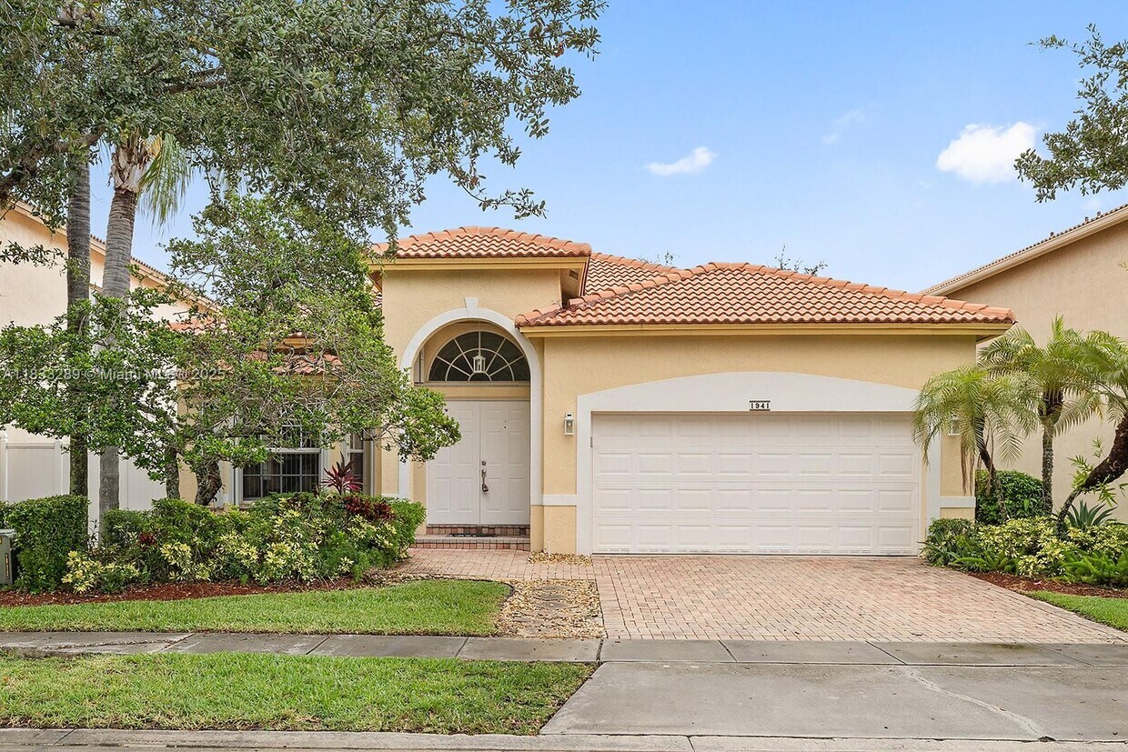 Foto principal - 1941 NW 171st Ave
