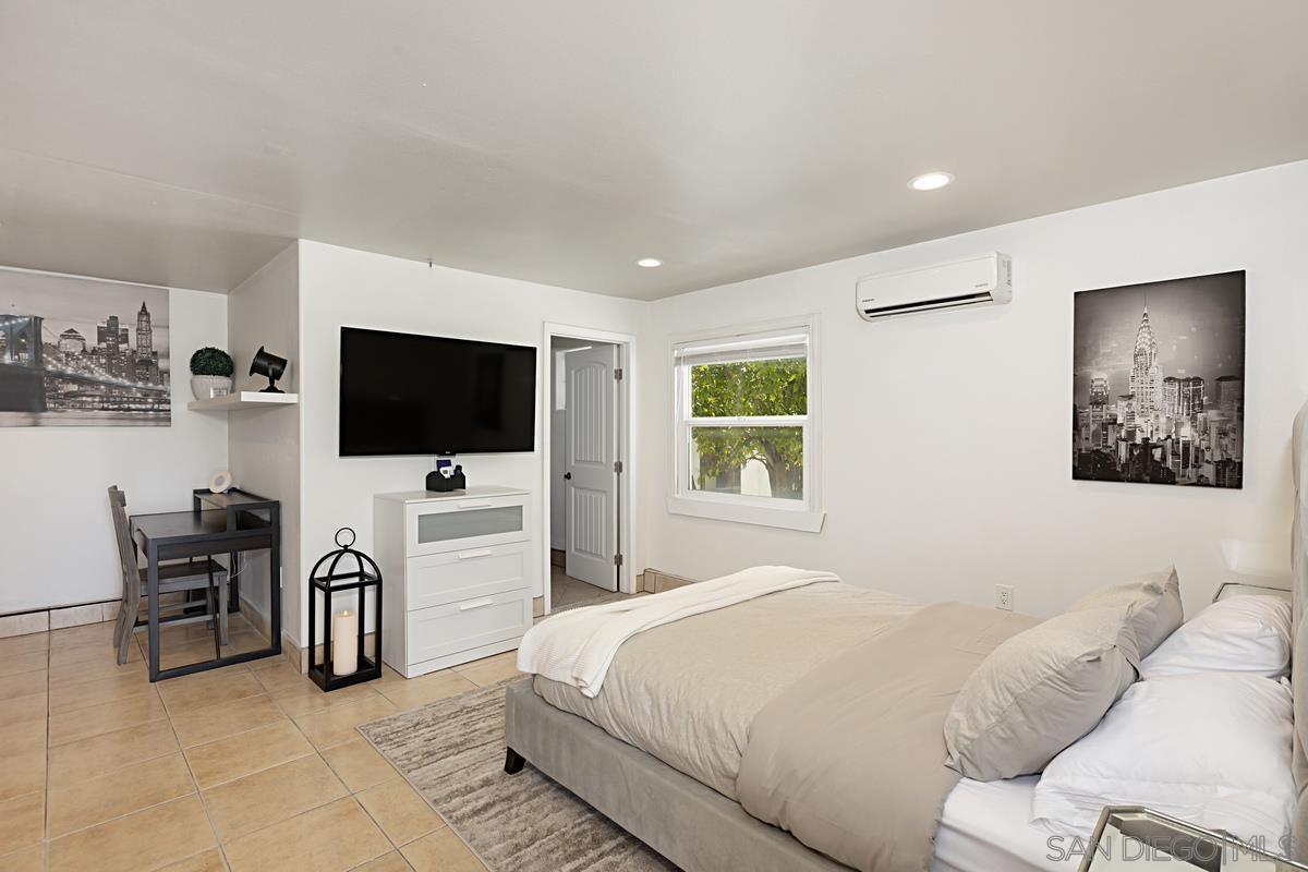 Foto principal - 9131 Johnson Dr