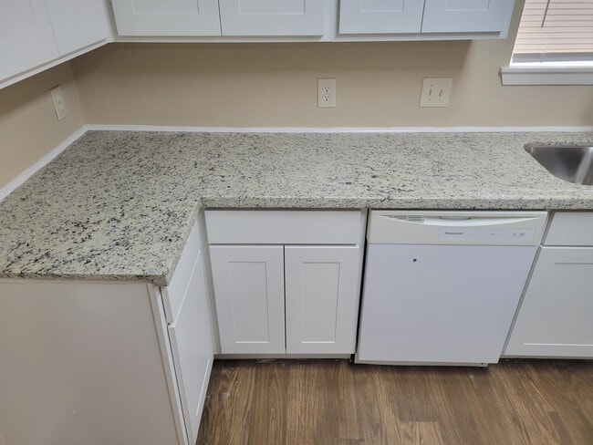 Foto del edificio - 9915 Towne Brook Ln