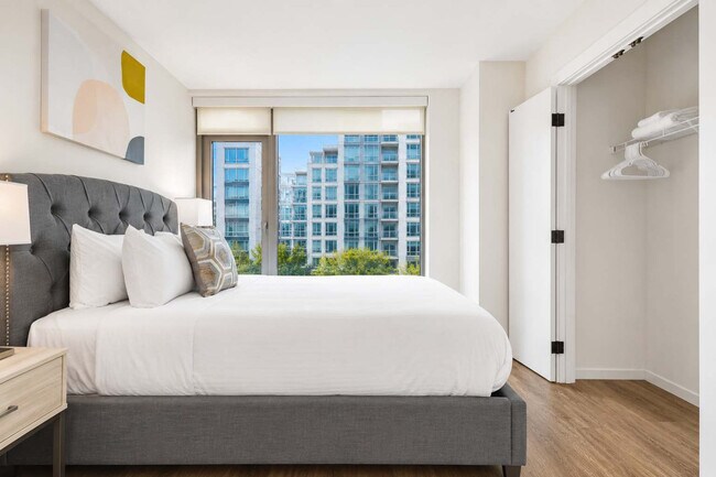 Foto del edificio - 131 Seaport Blvd
