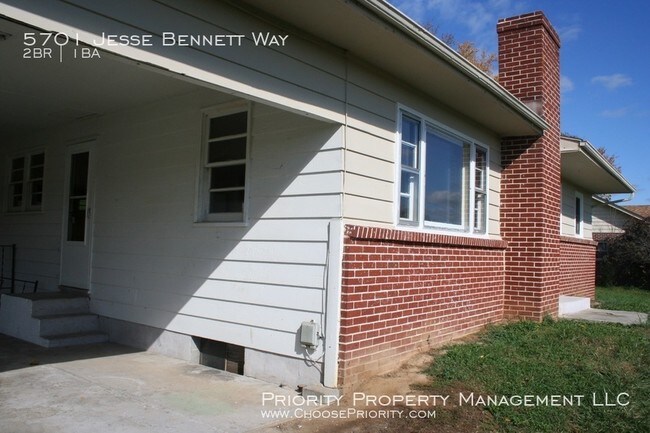 Building Photo - 5701 Jesse Bennett Way