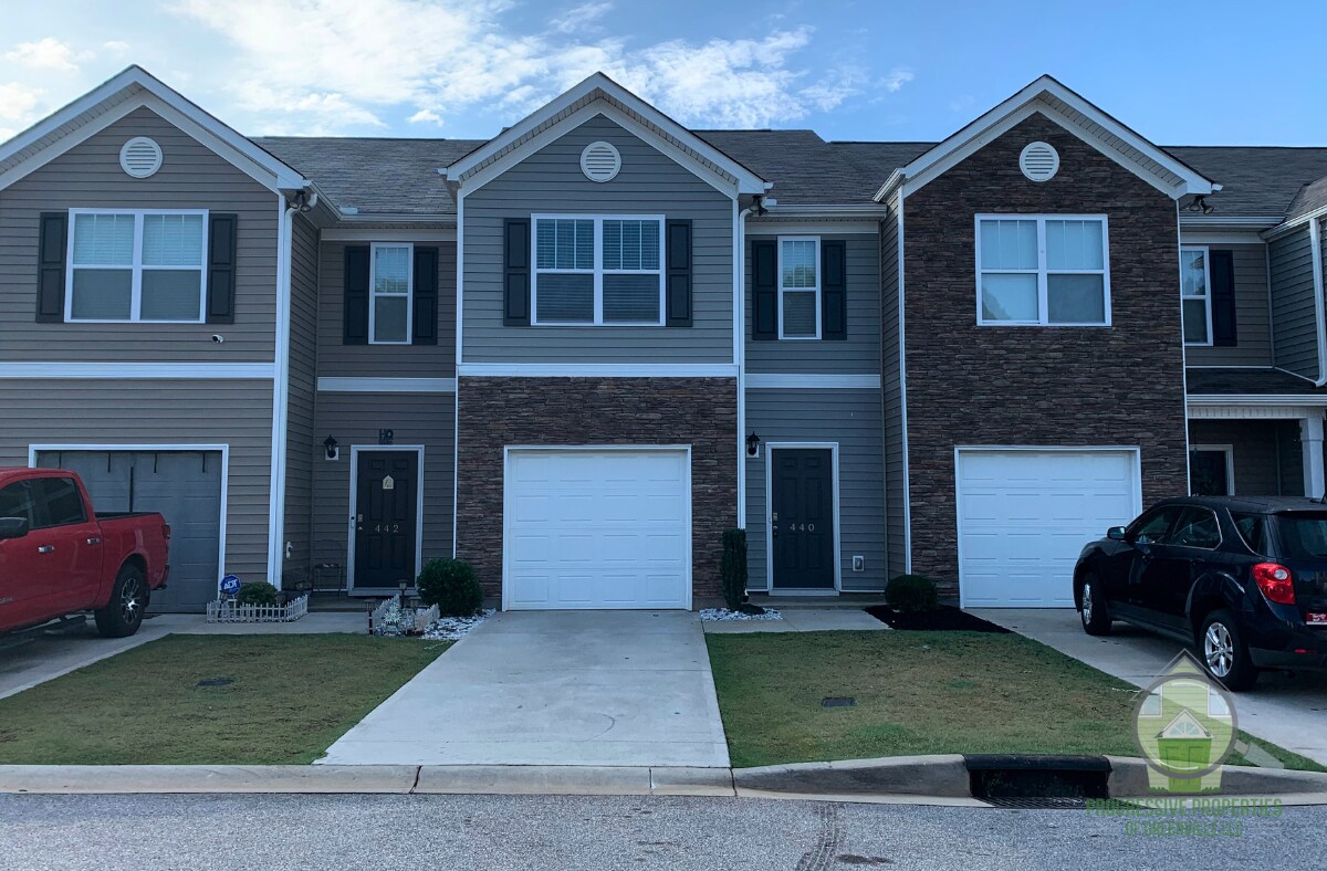 Primary Photo - 440 Sea Grit Ct