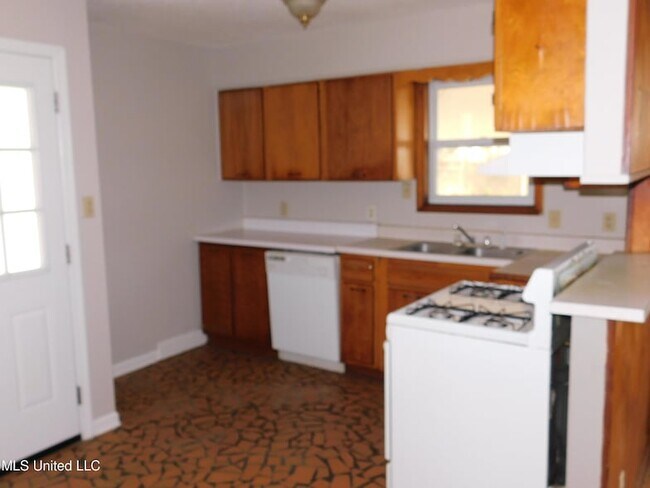 Foto del edificio - 8349 Cedarbrush Dr