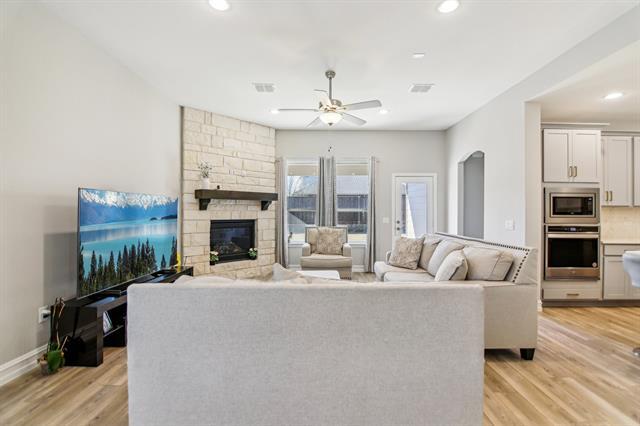 Foto del edificio - 1512 Quentin Dr