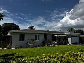 Building Photo - 2520 Myrica Rd