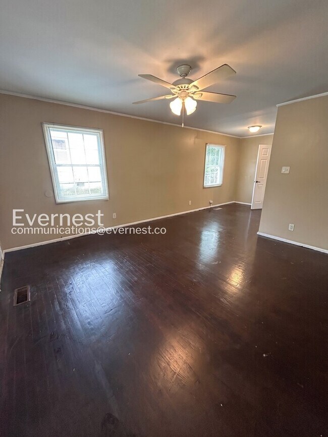 Foto del edificio - 1242 Addison Ave