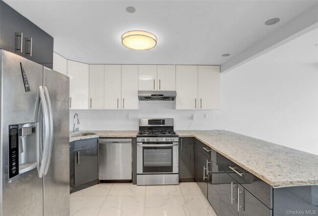 Foto del edificio - 4516 83rd St