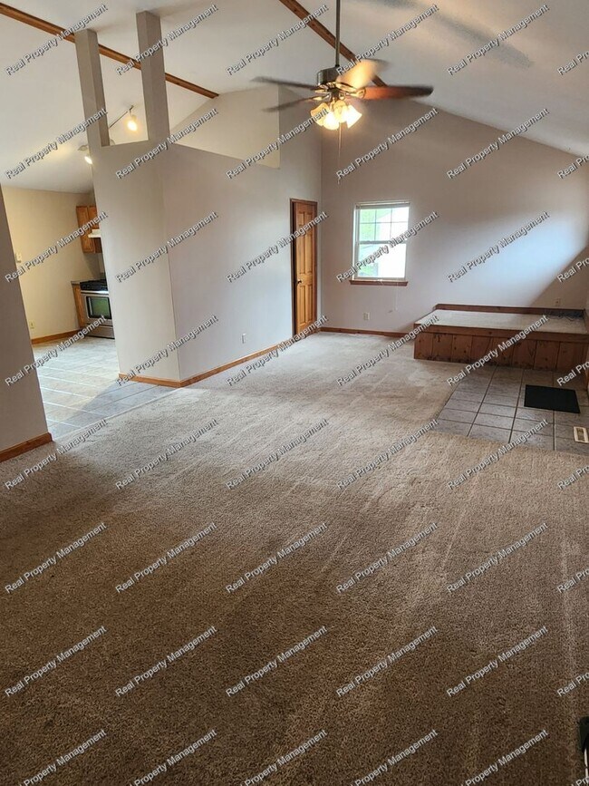 503 Wabash Ave, Chesterton, IN 46304 House Rental in Chesterton, IN