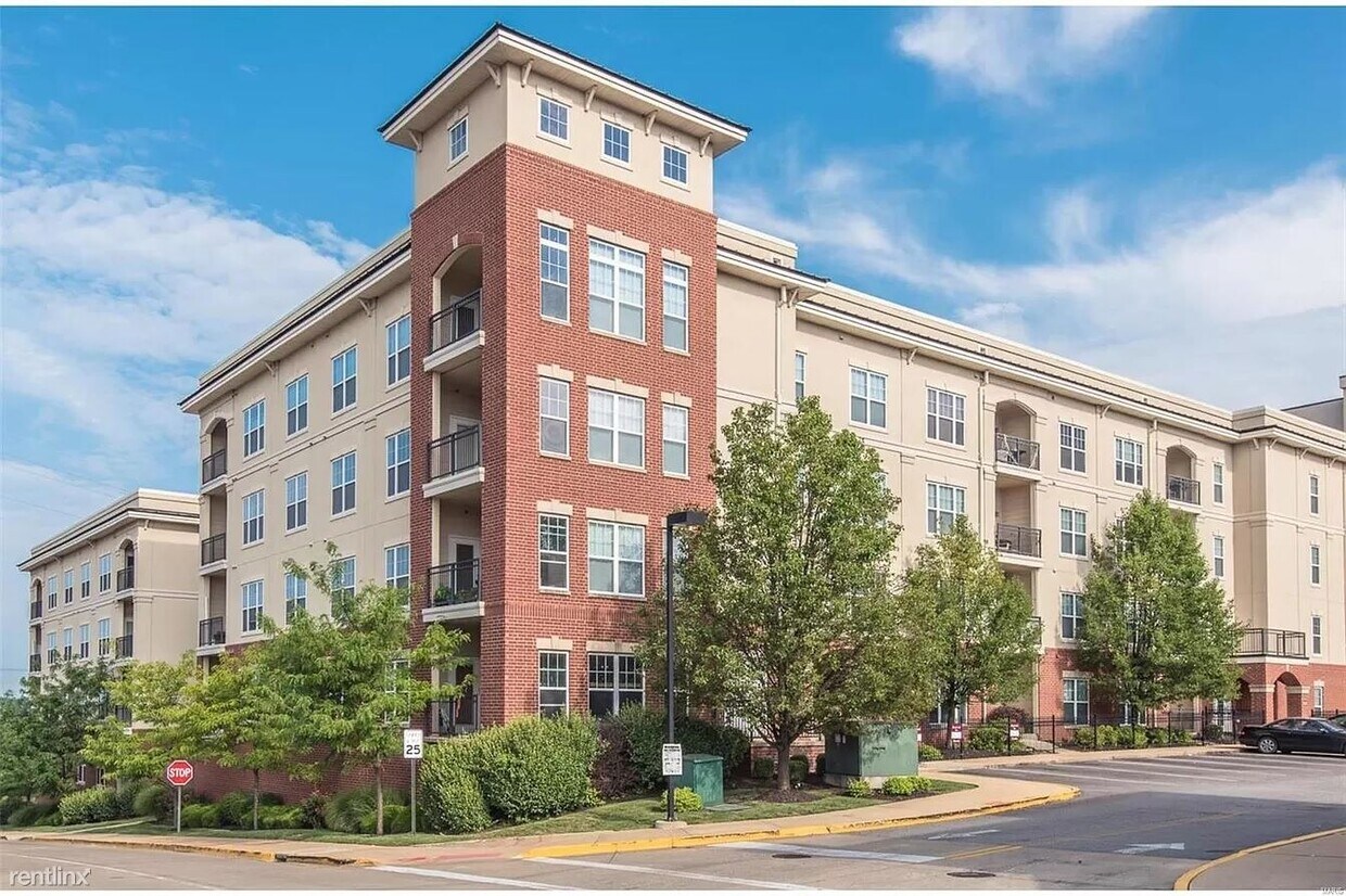 1251 Strassner Dr Unit 2406, Brentwood, MO 63144 Condo for Rent in