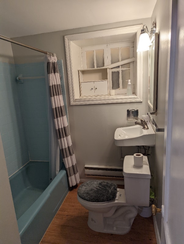 Photo - 101 E 33rd St Apartment