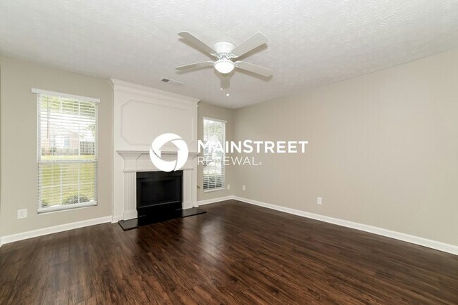 Foto del edificio - 3 Bedroom Pet-Friendly Home in Ellenwood, GA with Main Street Renewal