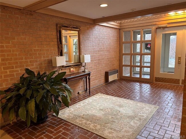 Foto del edificio - 300 Livingston Ave