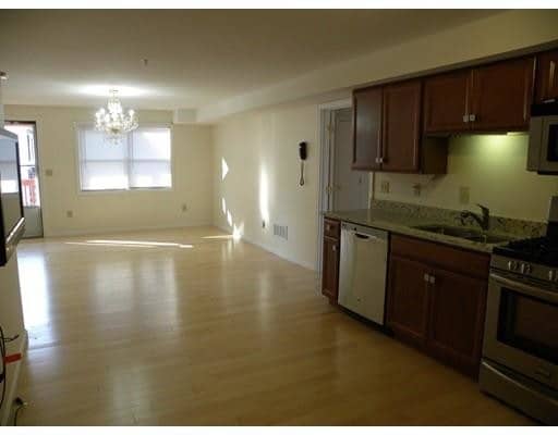 Building Photo - 34 Mt Washington St