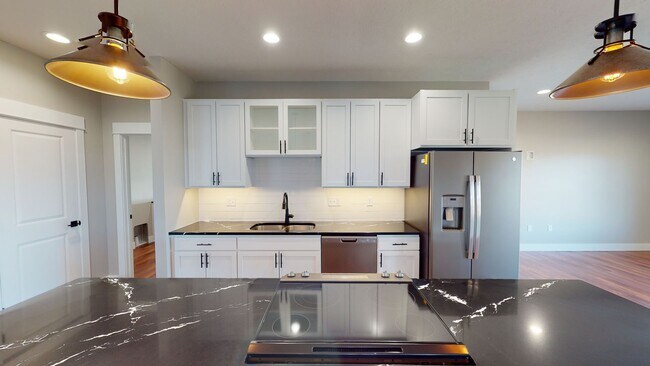 Foto del edificio - Upgrade to a 3-Bed, 2-Bath House with Extra Space