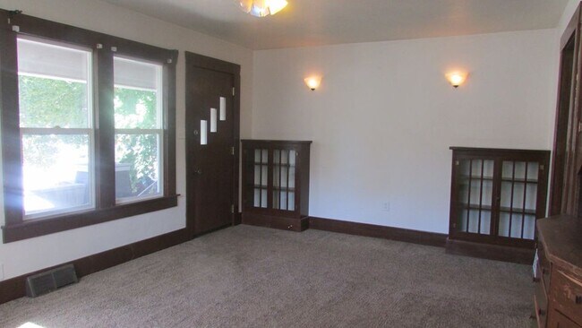 Foto del edificio - 516 N Lincoln Ave