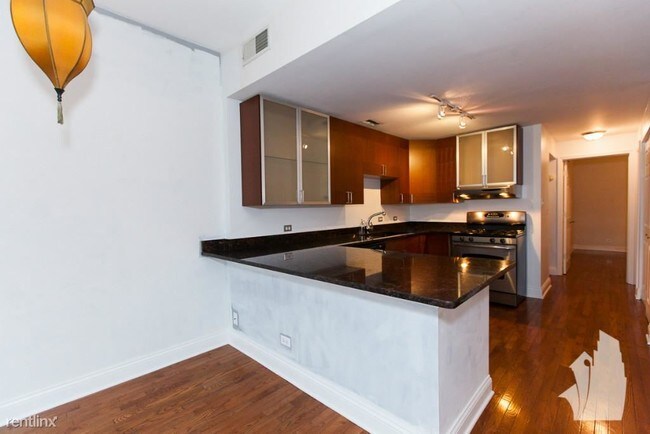 Foto del edificio - 1453 W Lawrence Ave
