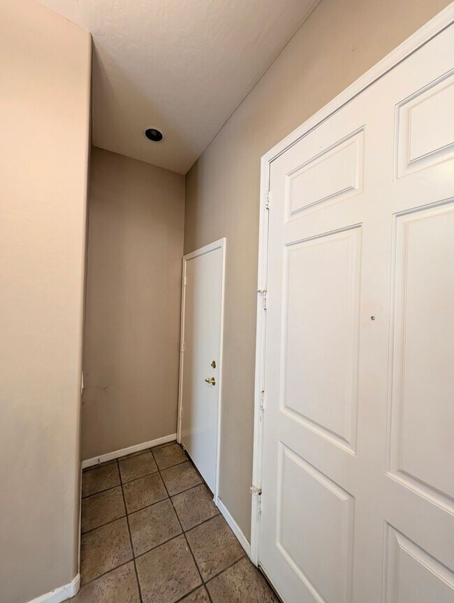 Foto del edificio - AVAILABLE NOW IN HIGLEY GROVES!!!!