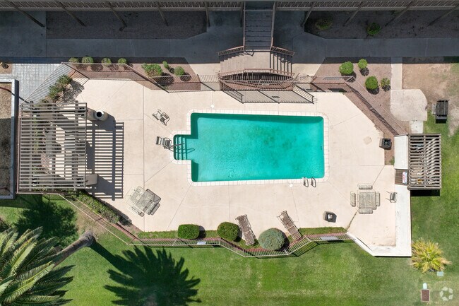 Piscina - Camelback Properties