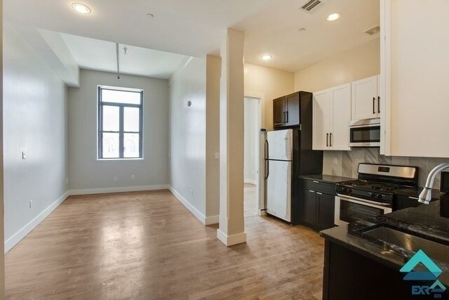 Foto del edificio - 53 S 11th St