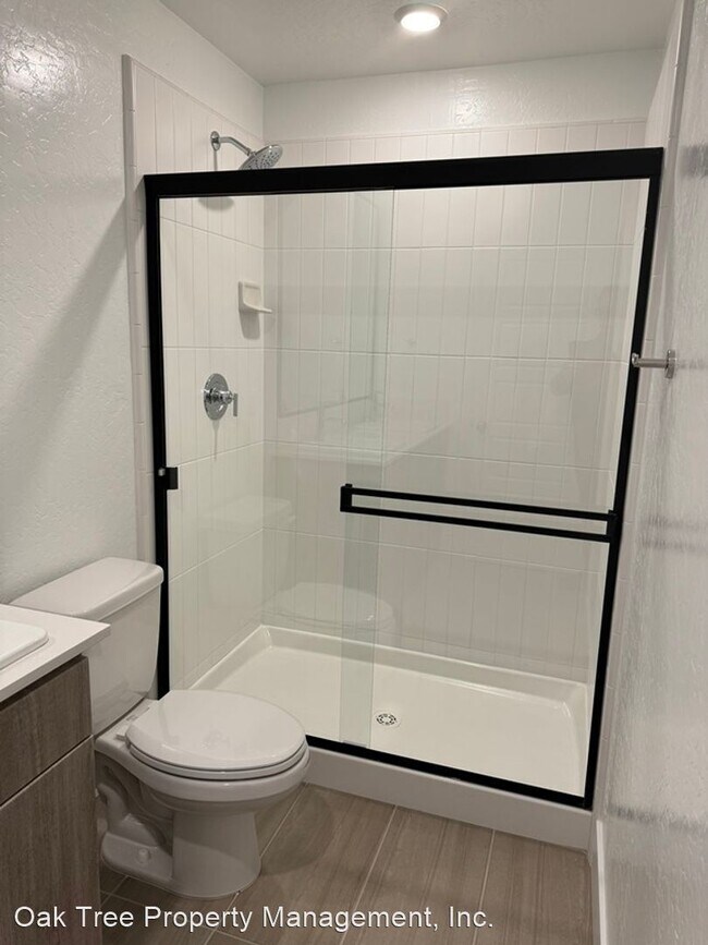 Foto del edificio - 3 br, 2 bath House - 568 W. Balsam Lane