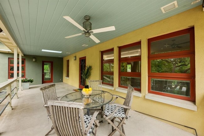 Building Photo - 1227 Hillside Ave